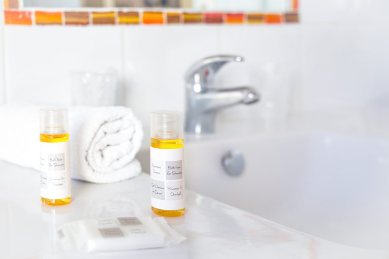 Produits d’accueil dans la salle de bain de la chambre Supérieure